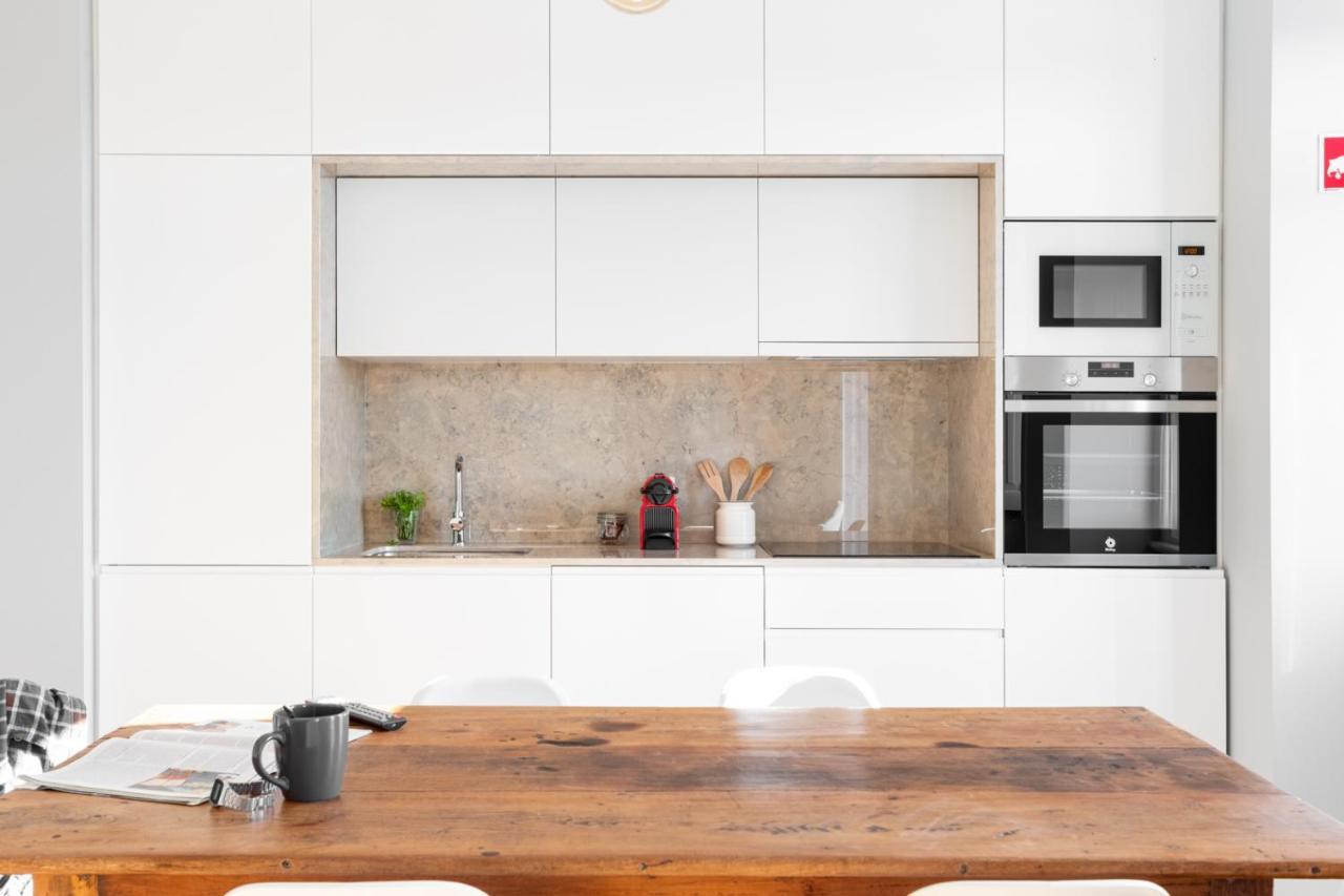 Joivy Marvelous 3-Bed Home With Astonishing View And Terrace, Nearby St George Castle Lissabon Exterior foto