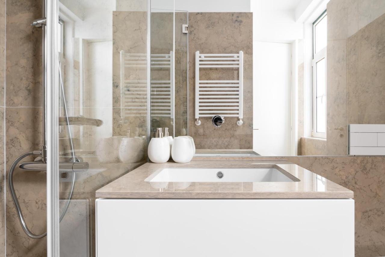 Joivy Marvelous 3-Bed Home With Astonishing View And Terrace, Nearby St George Castle Lissabon Exterior foto